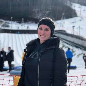 Meet your Posher, Alexandra